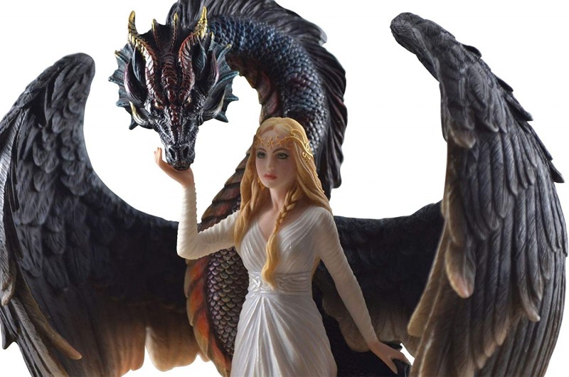 Kunststein Figur Drachenkönigin mit Drachen sehr detailreich