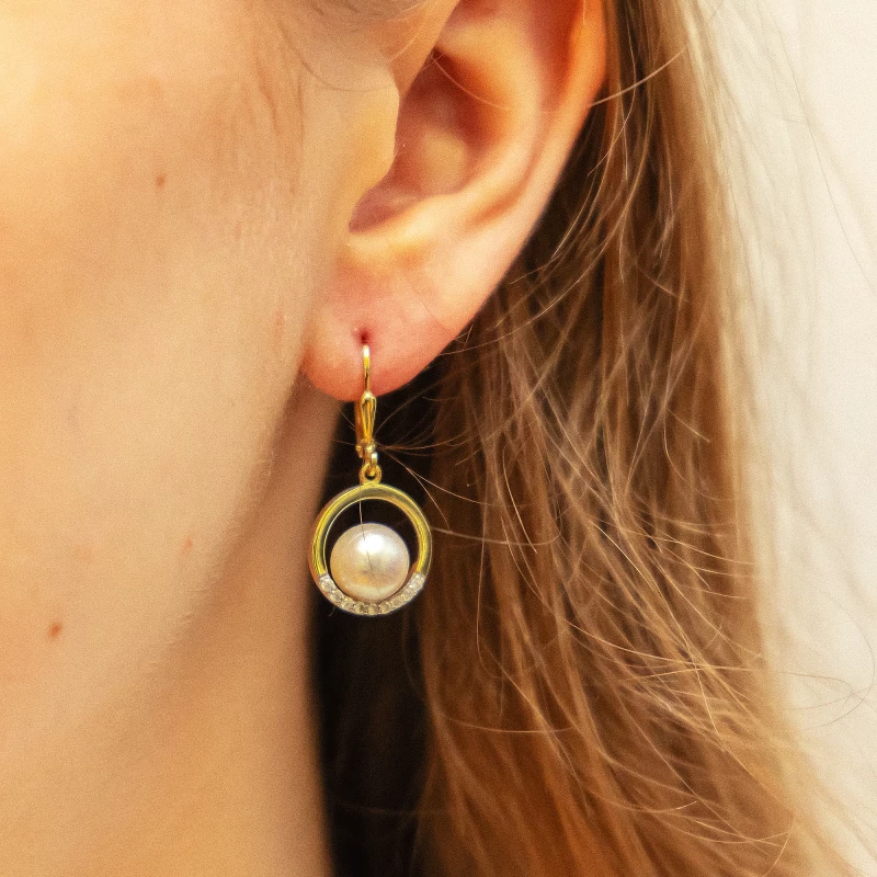 Ohrhänger aus 375 Gold 2,9 cm mit Süsswasser Perle 9 Karat